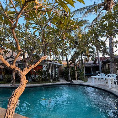 Coconut Dream Hotel Джили Трауанган Екстериор снимка