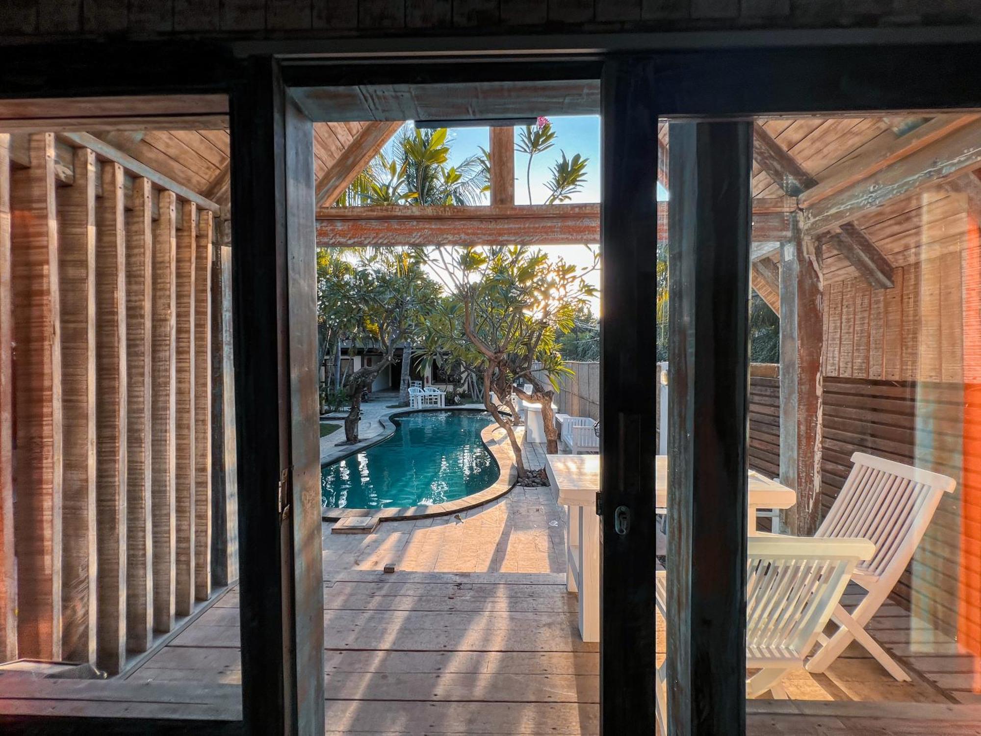 Coconut Dream Hotel Джили Трауанган Екстериор снимка